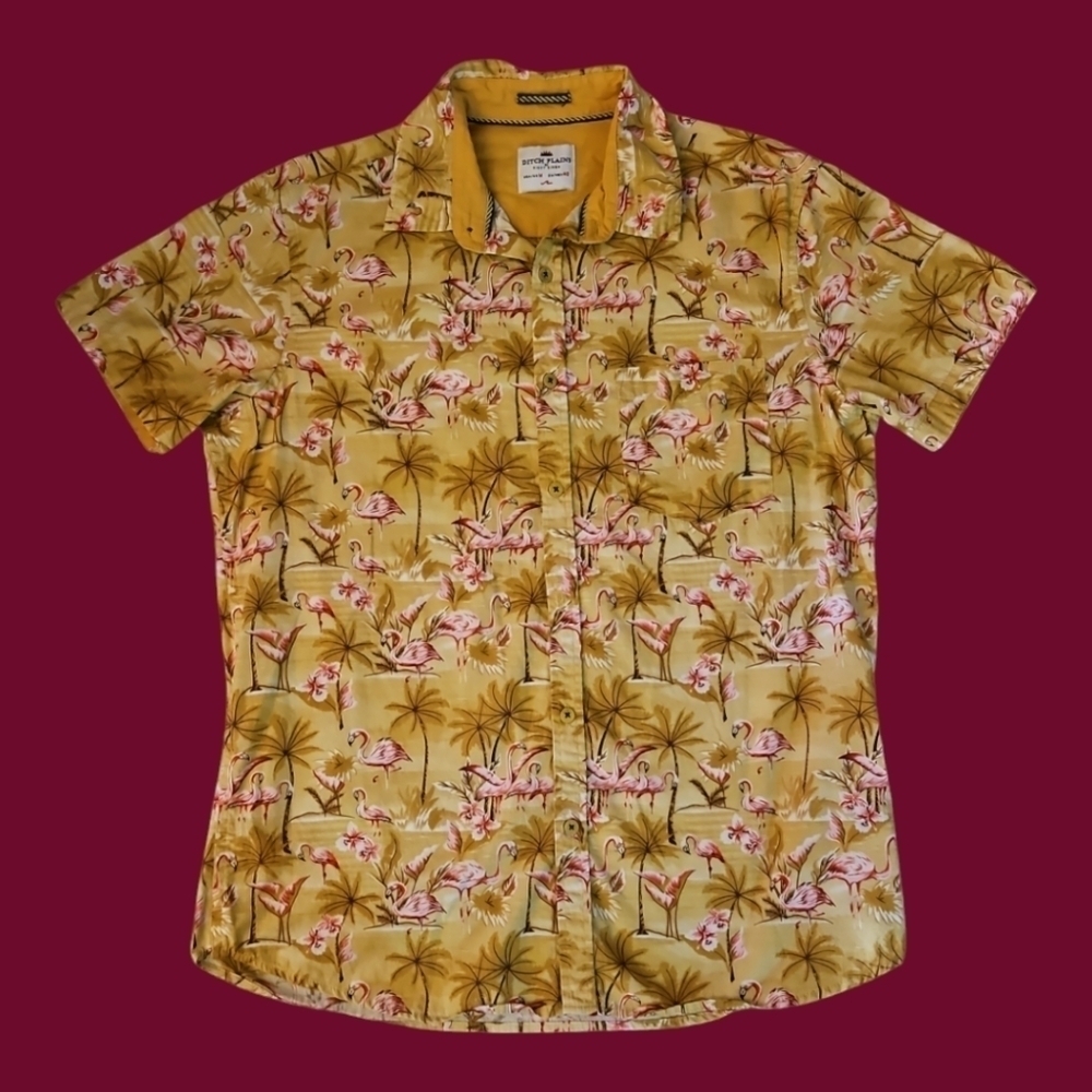 DITCH PLAINS Flamingo Hawaiian Tropical Button Down Short Sleeve Tiki Shirt